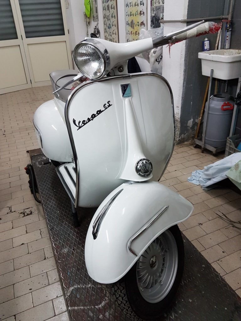 Restauro Vespa GS 160 Restauro Vespa GS 160